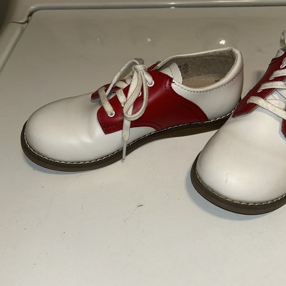 Footmates Apple Red Cheer Saddle Shoe SIZE 12 - Picture 3 of 9